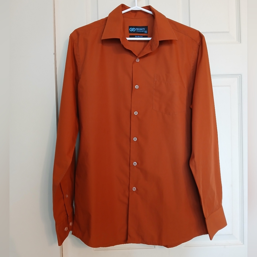 Infiniti Burnt Orange Men's Button Up Dress Shirt size medium (M)